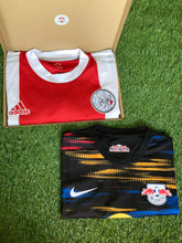 Load image into Gallery viewer, Adults mystery football shirt box - Enigma Football
